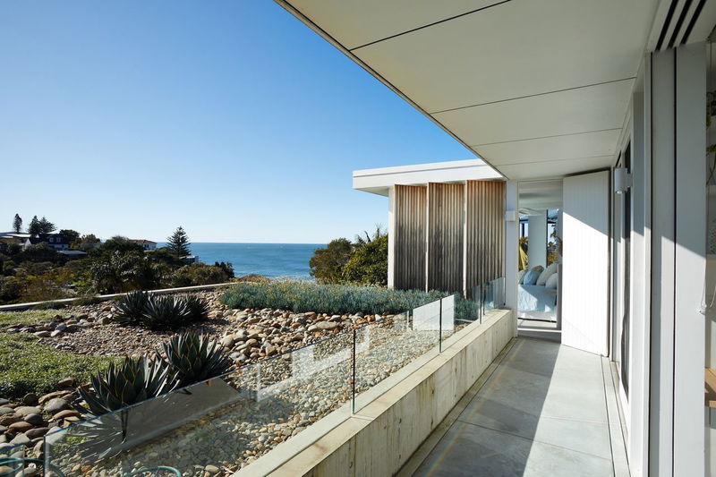 Waking Dream - Stunning ocean views