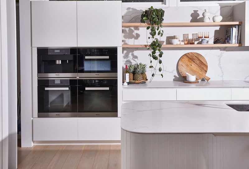 Waking Dream - Stunning ocean views