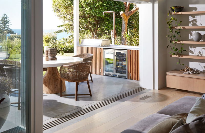 Waking Dream - Stunning ocean views