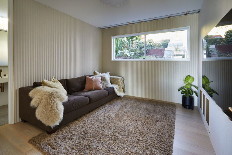 Waking Dream - Stunning ocean views