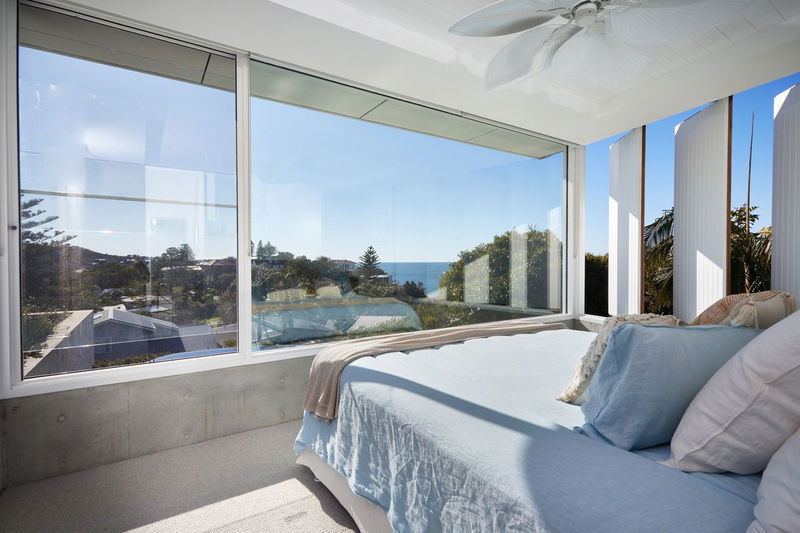 Waking Dream - Stunning ocean views