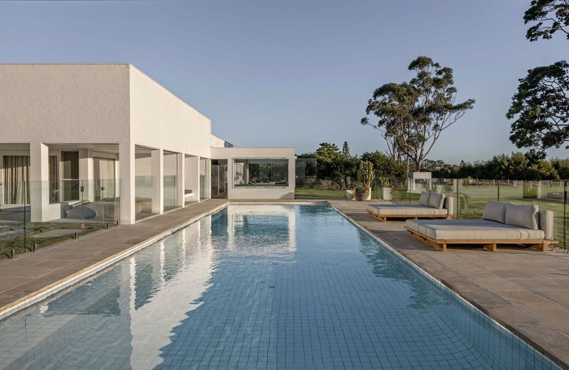 Amelika - luxury 25 acre estate with pool