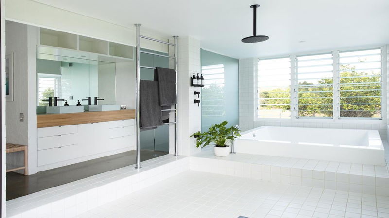 Amelika - luxury 25 acre estate with pool