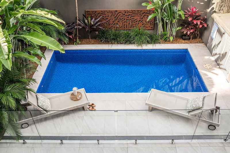 Coconut Palms Villa One - beachside luxury with pool