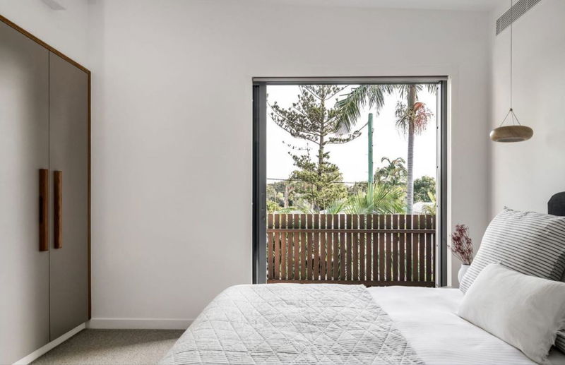 Coconut Palms Villa One - beachside luxury with pool