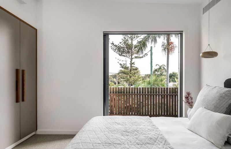 Coconut Palms Villa One - beachside luxury with pool