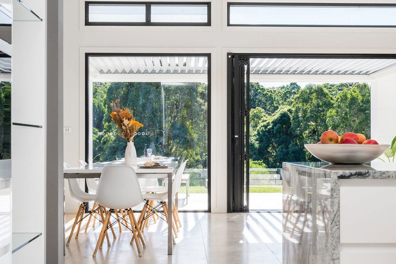 Aurora - Broken Head retreat with pool