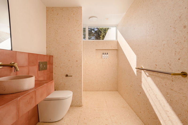 Myocum Retreat - luxury hinterland estate with pool