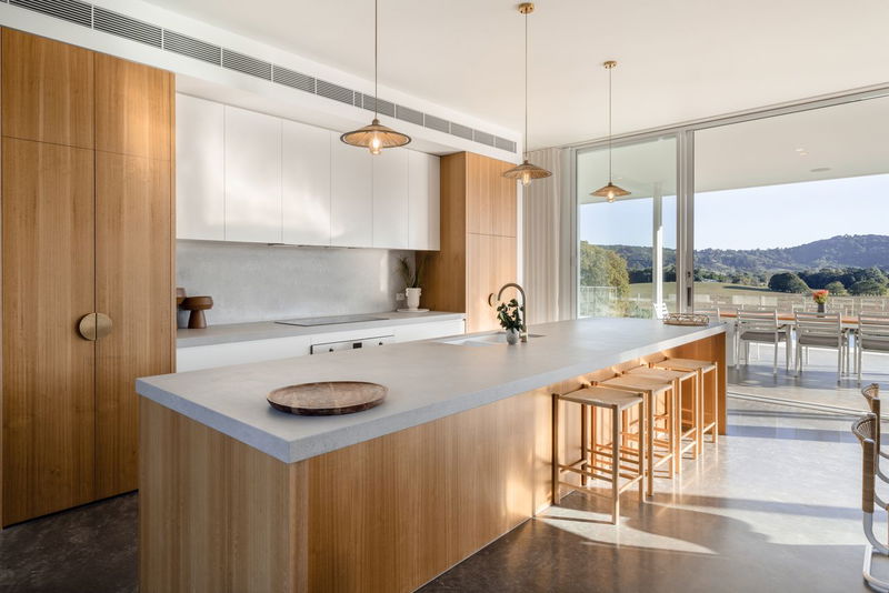 Myocum Retreat - luxury hinterland estate with pool