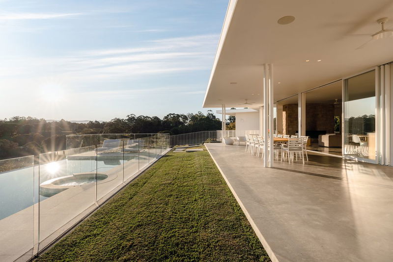 Myocum Retreat - luxury hinterland estate with pool