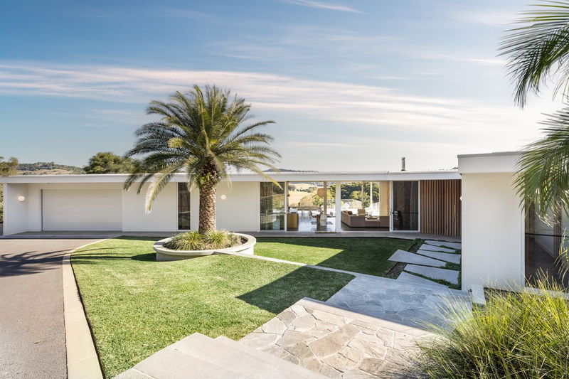 Myocum Retreat - luxury hinterland estate with pool