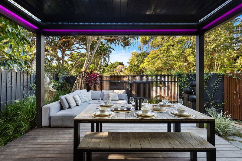 Le Petit Chou  - steps from Belongil Beach