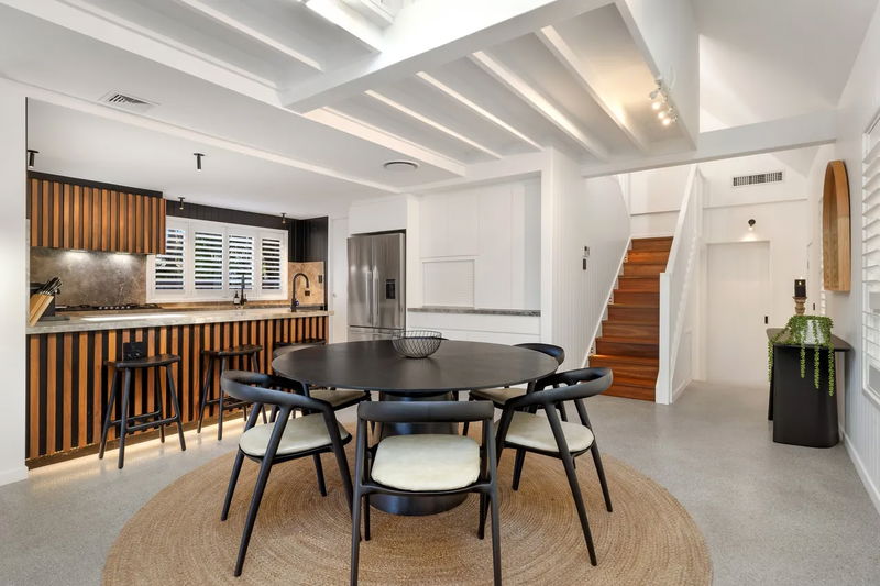 Le Petit Chou  - steps from Belongil Beach