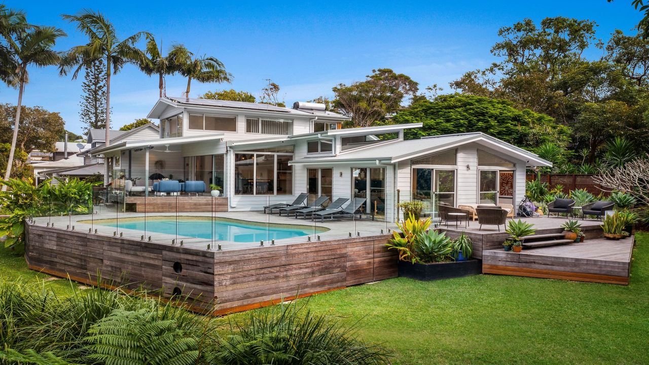 Paterson Byron Bay 569 (Tallow Treetops) (Tranquil Oasis)