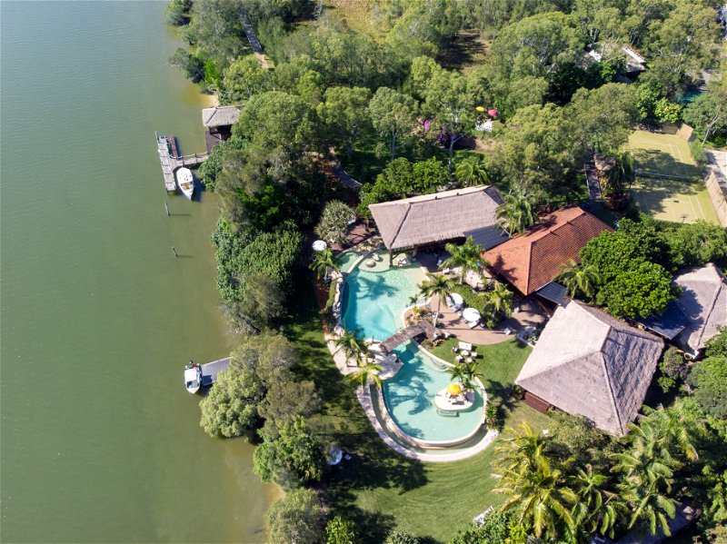 Makepeace Island