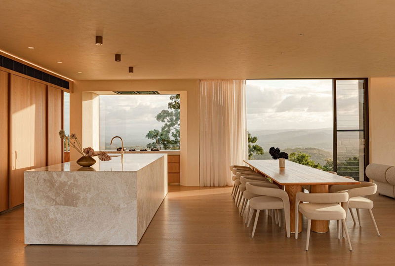 Amar - Panoramic Views