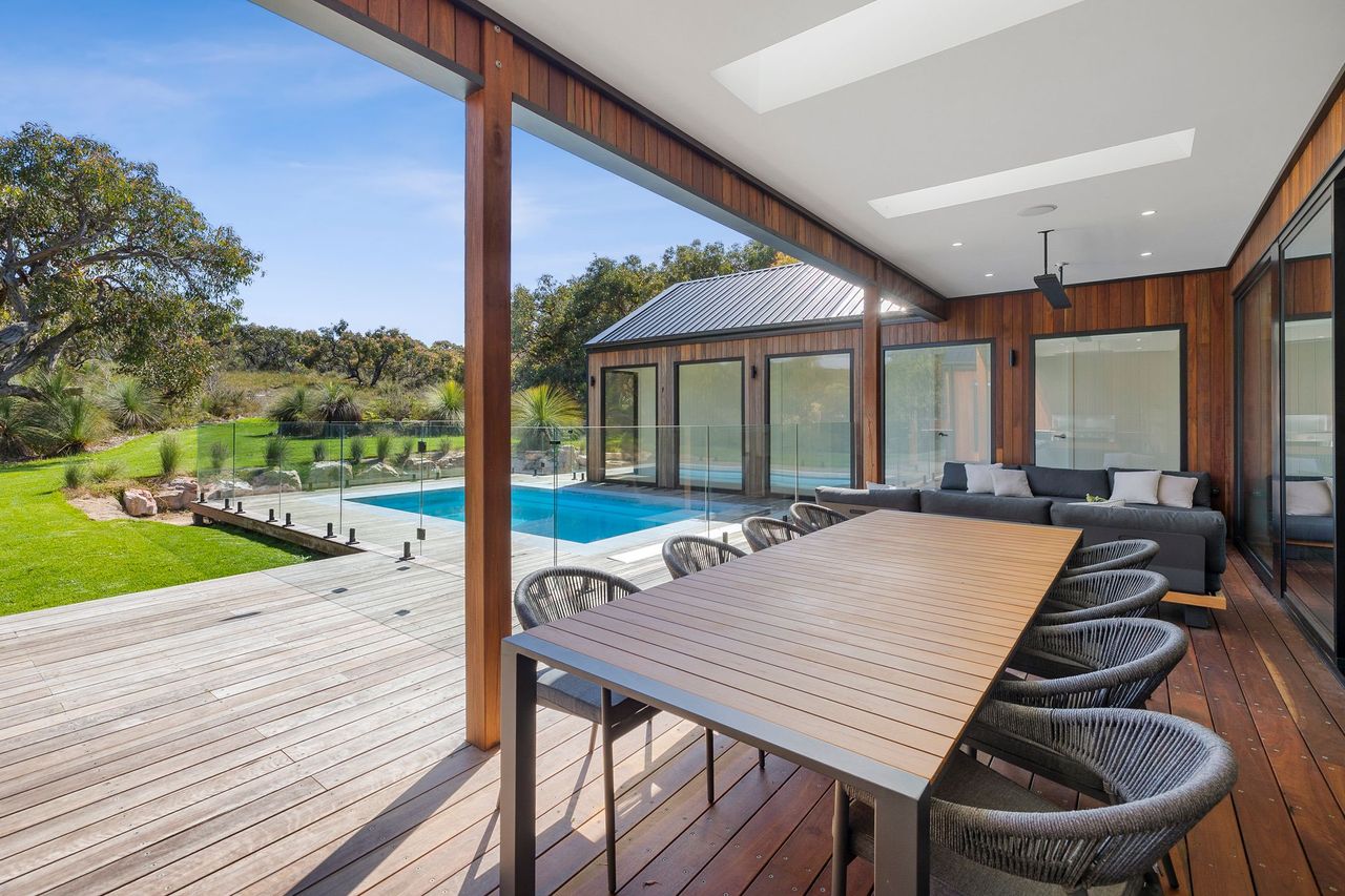 Boyd Moggs Creek 591 (Moggs Luxury Escape) (Moggs Creek Luxury Escape)