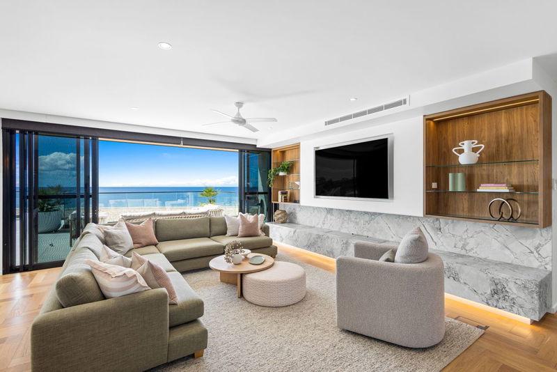Coolum Ter Coolum Beach