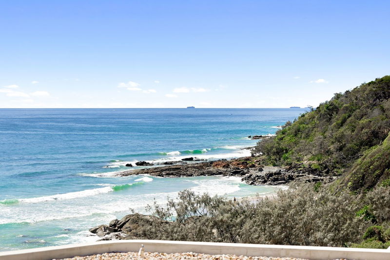 Coolum Ter Coolum Beach