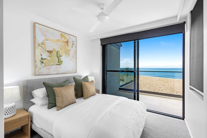 Coolum Ter Coolum Beach