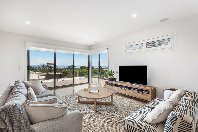 Byron Mount Martha (Luxury Heated Pool and Views)