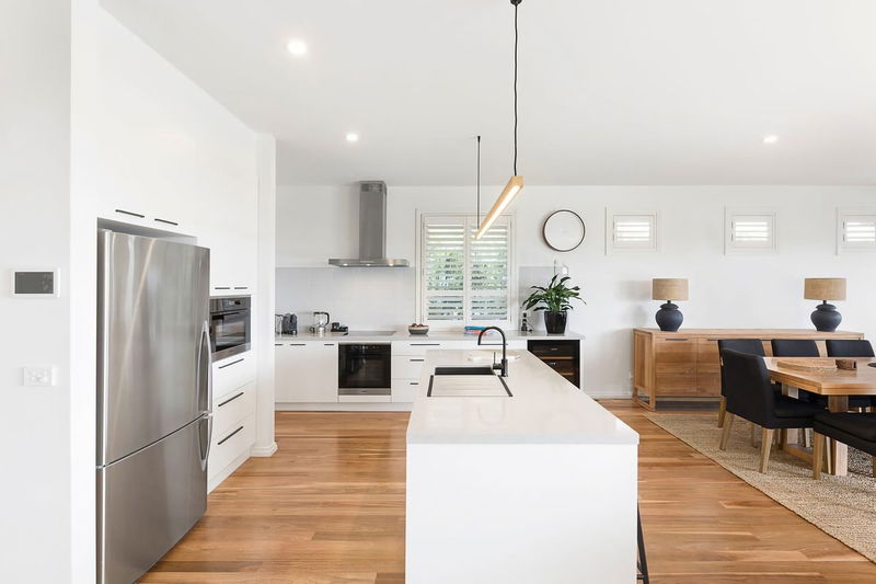 Byron Mount Martha (Luxury Heated Pool and Views)