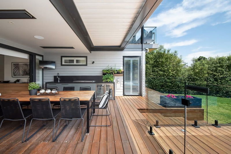 Byron Mount Martha (Luxury Heated Pool and Views)
