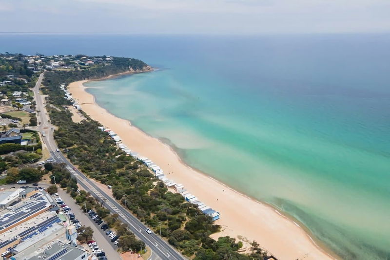 Byron Mount Martha (Luxury Heated Pool and Views)