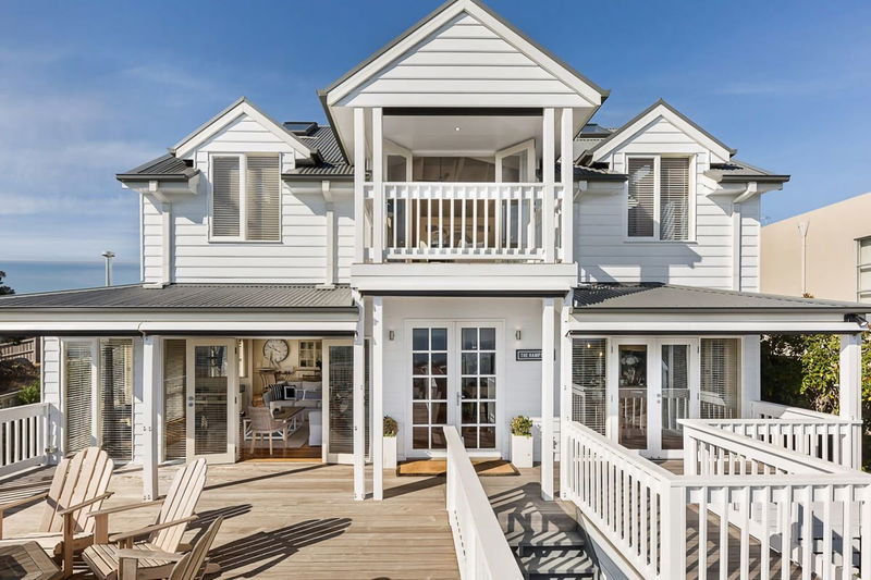 Burrawang Mount Martha (Chic Luxury with Pool and Views)
