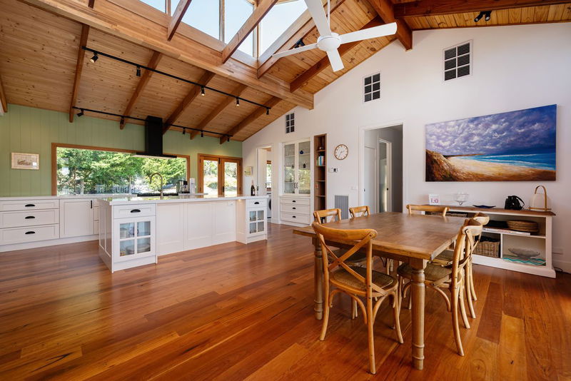 Ian Mount Martha (Pool & Water Views)