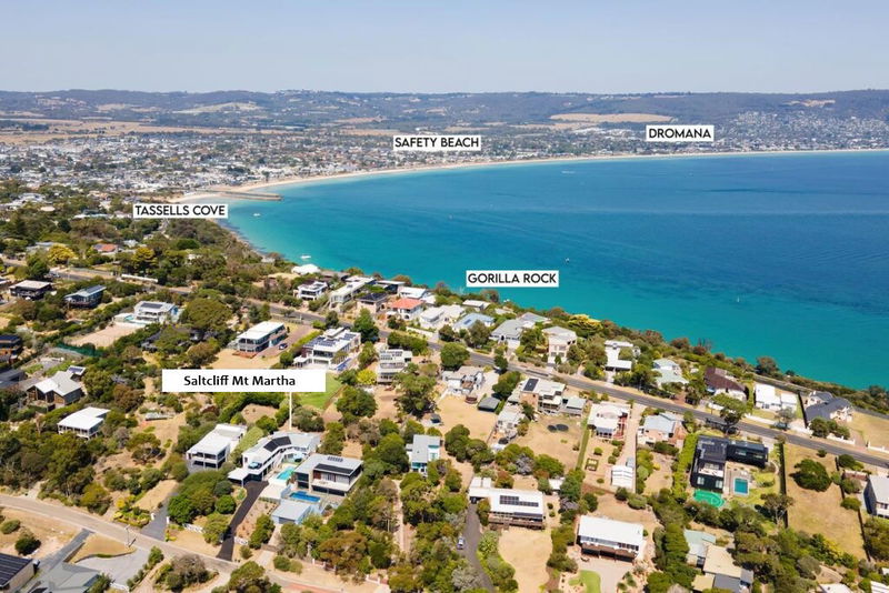 Ian Mount Martha (Pool & Water Views)