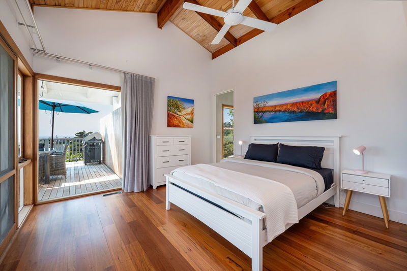 Ian Mount Martha (Pool & Water Views)