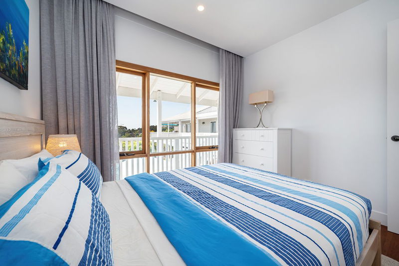 Ian Mount Martha (Pool & Water Views)