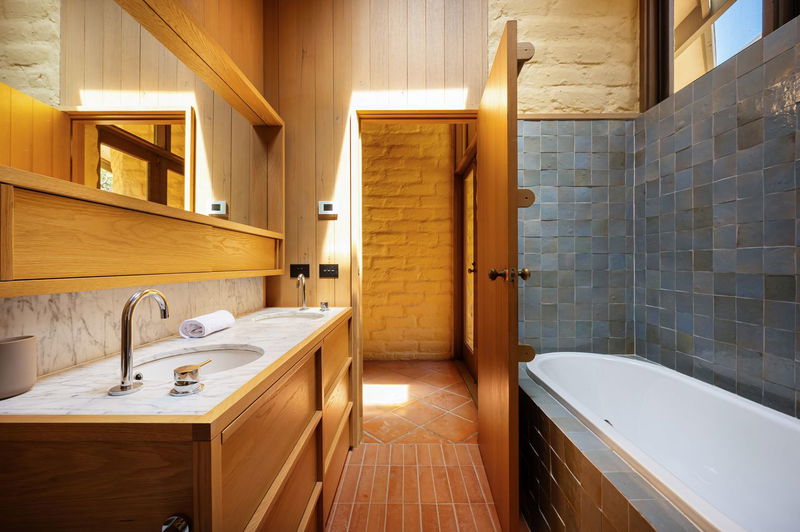 Point Leo Red Hill South (Rural Luxe with Pool)