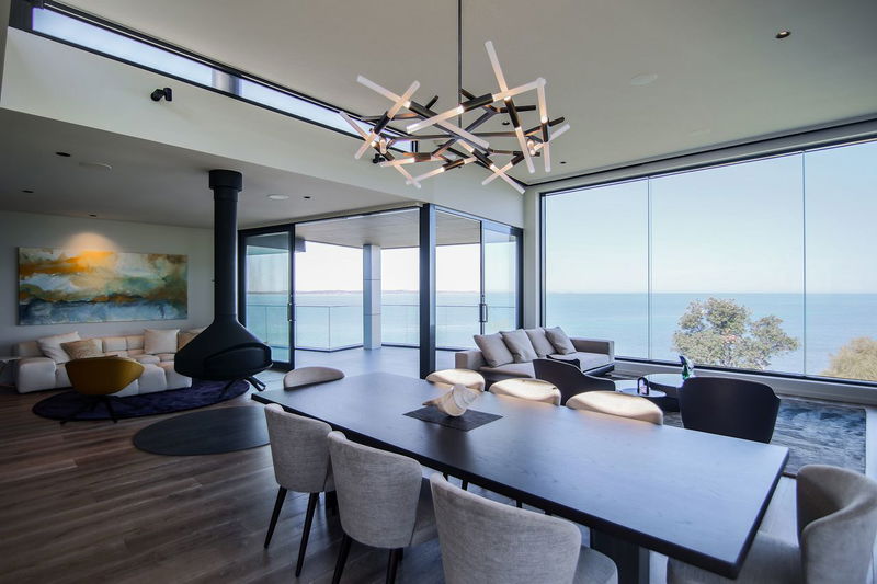 Kelburn Somers (Clifftop Luxury with Pool & Sauna)