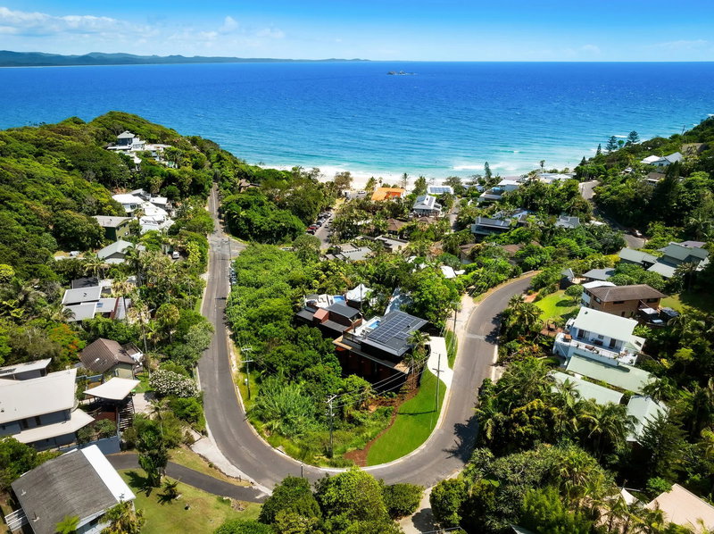 Brownell Byron Bay 647 (Stunning ocean views)