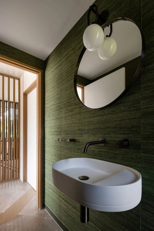 Brownell Byron Bay 647 (Stunning ocean views)