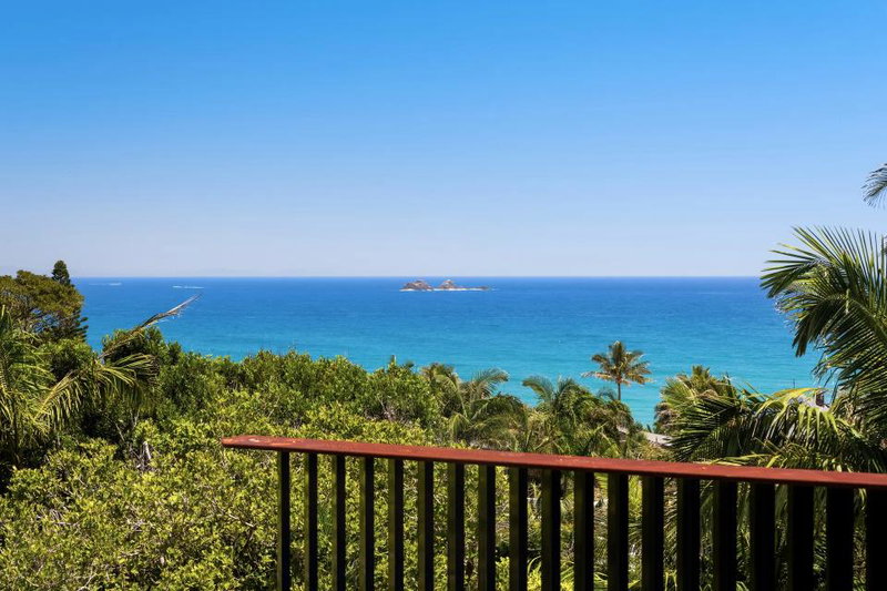 Brownell Byron Bay 647 (Stunning ocean views)
