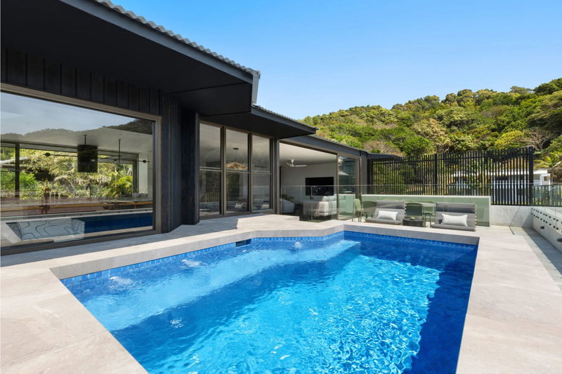 Brownell Byron Bay 648 (Stunning ocean views)