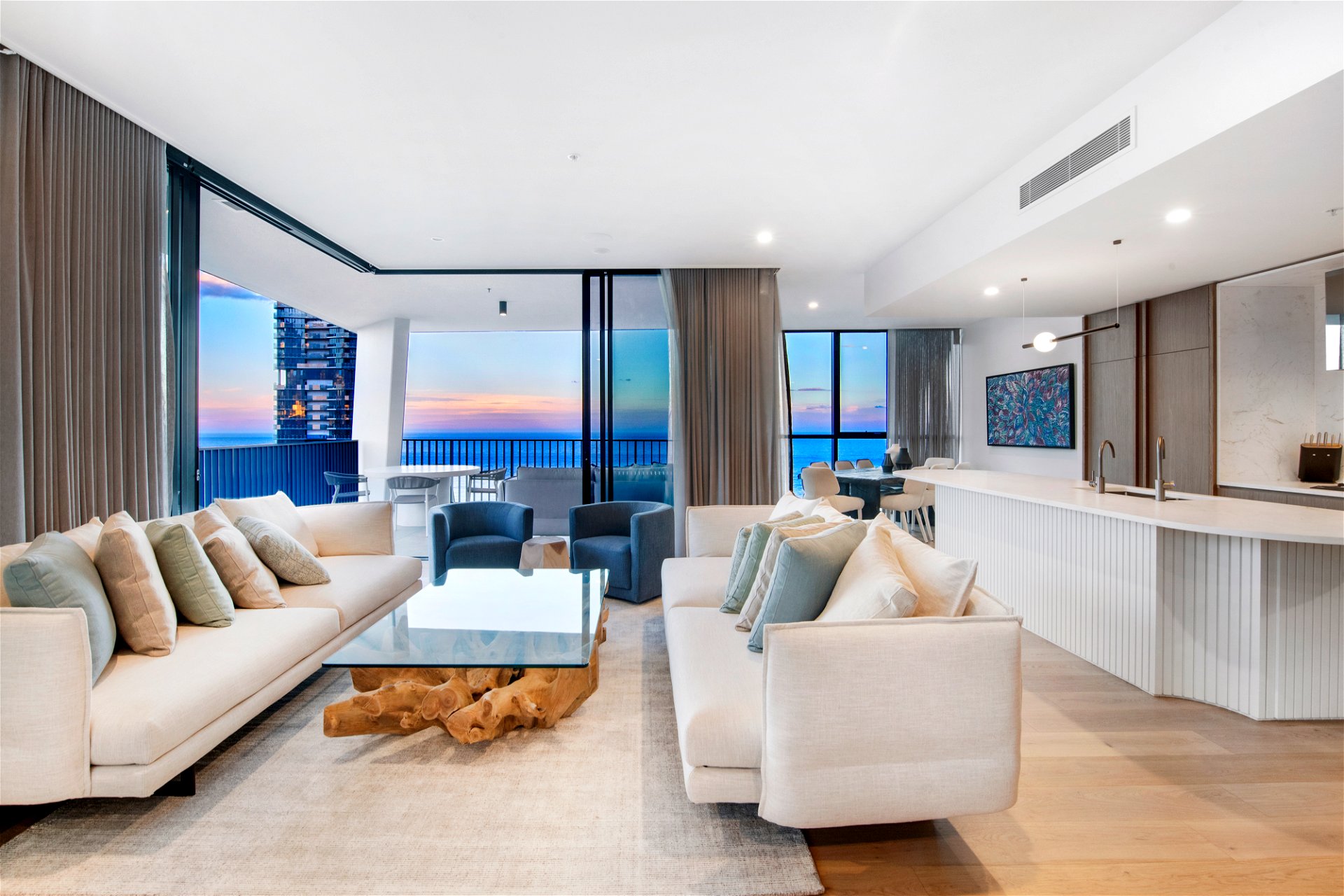 Luxico Bela Deluxe Penthouse (Ocean Views)