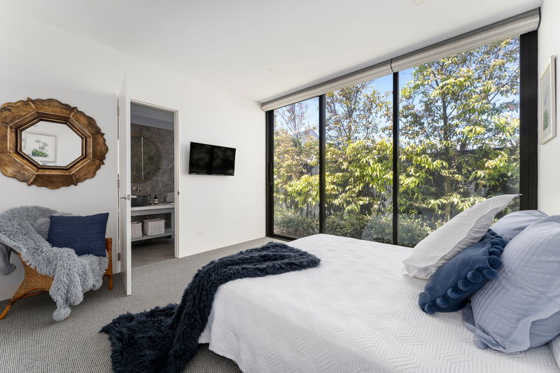 The Judge at Portsea (Magnesium Pool and spa)