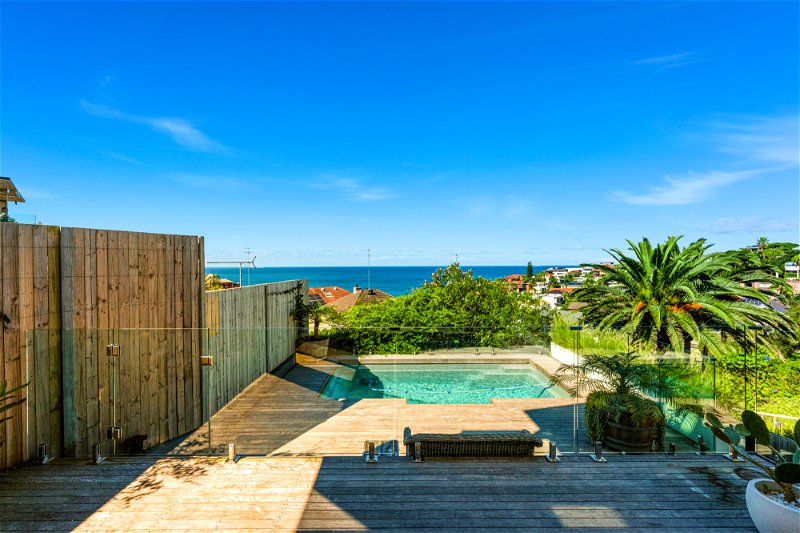 Tamarama Surf View