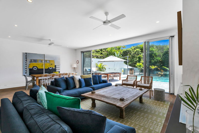 Stonecutters 2 - in the heart of town