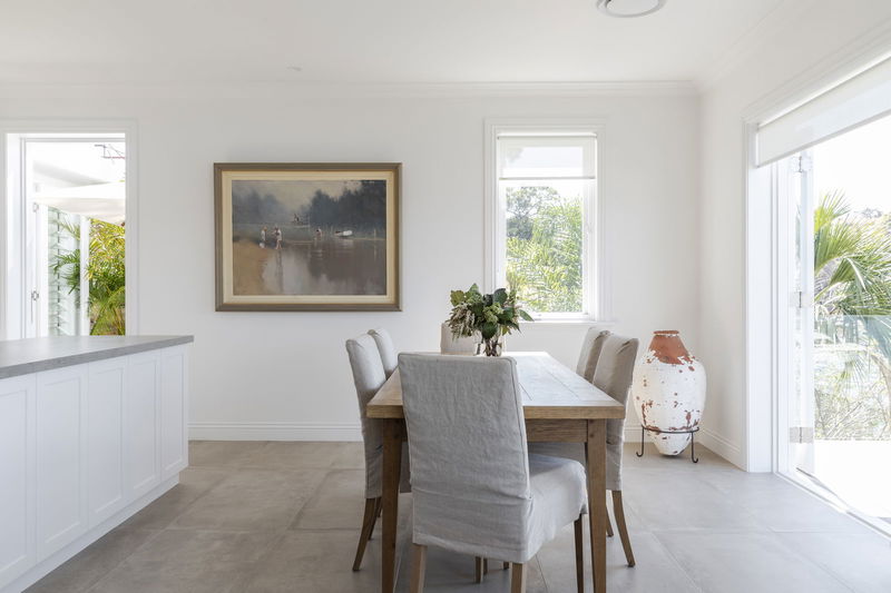 The Boat House (Walk to Beach)