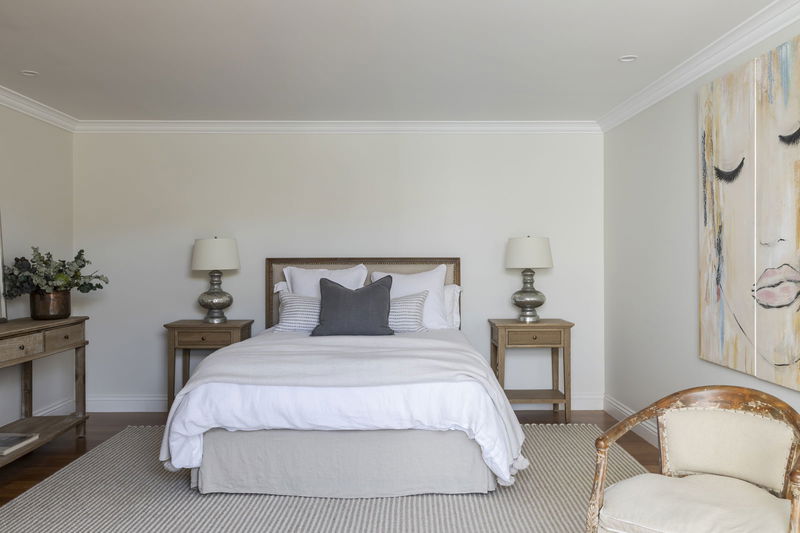 The Boat House (Walk to Beach)