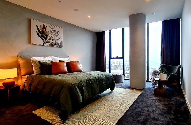 Port Melbourne Penthouse (Heated Pool)