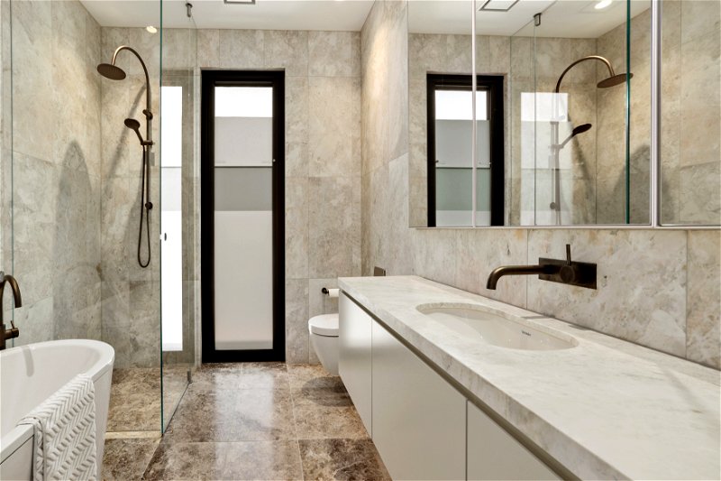 Clifton Modern Luxe (Heated Pool)