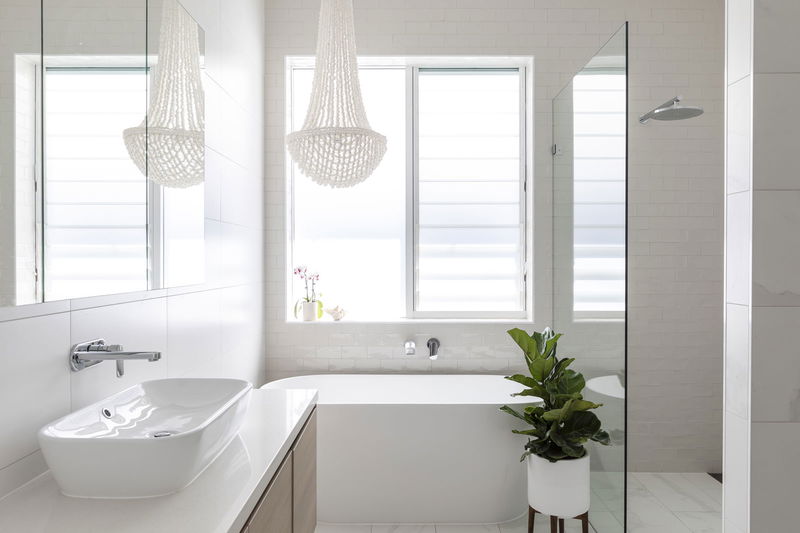 Clovelly Pool Escape (Walk to the beach)