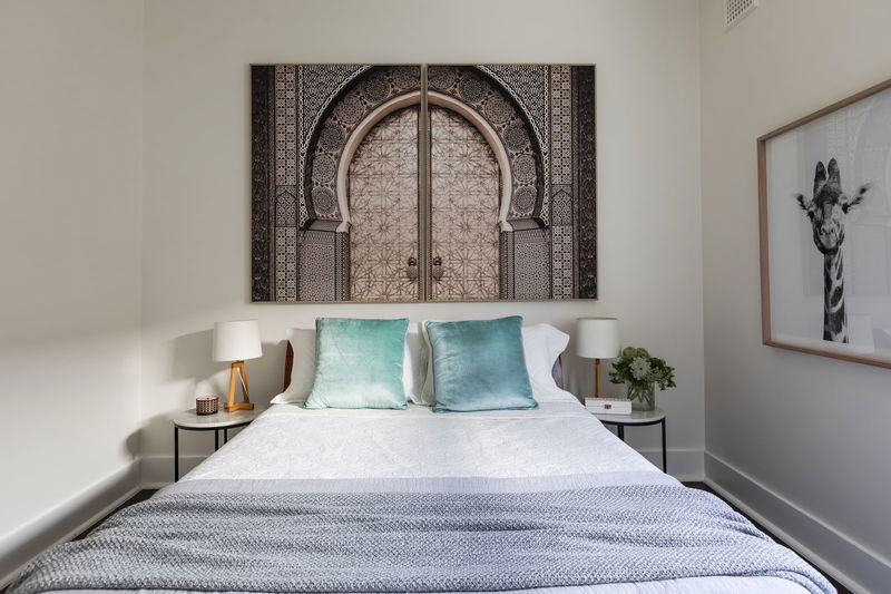 Clovelly Pool Escape (Walk to the beach)