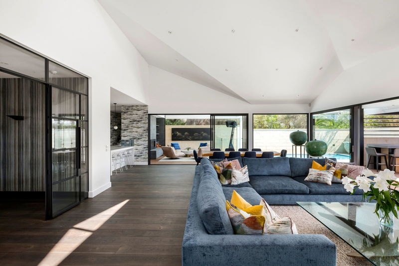 Ocean Beach Road (Solar Heated Pool)